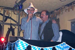 DJ Tobs begrüßt Miche